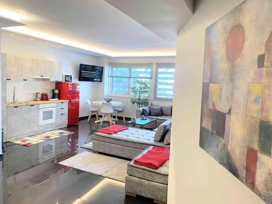 New Amazinglarge Luxury 4Br Suite/1Min Toacropolis Афины Экстерьер фото