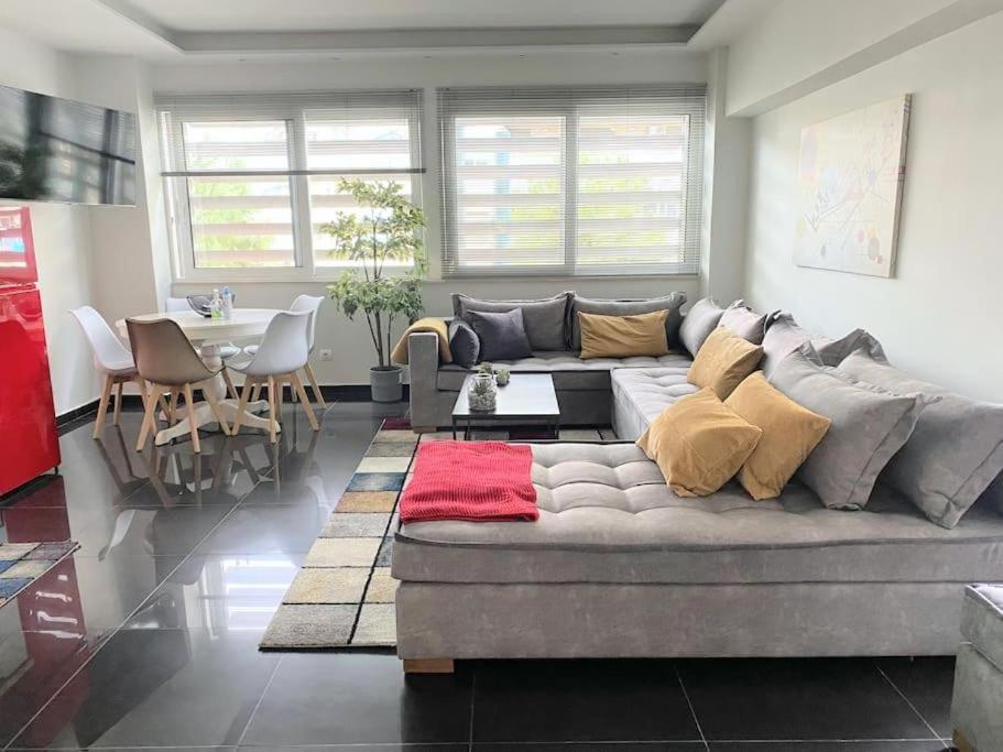 New Amazinglarge Luxury 4Br Suite/1Min Toacropolis Афины Экстерьер фото