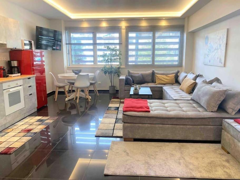 New Amazinglarge Luxury 4Br Suite/1Min Toacropolis Афины Экстерьер фото