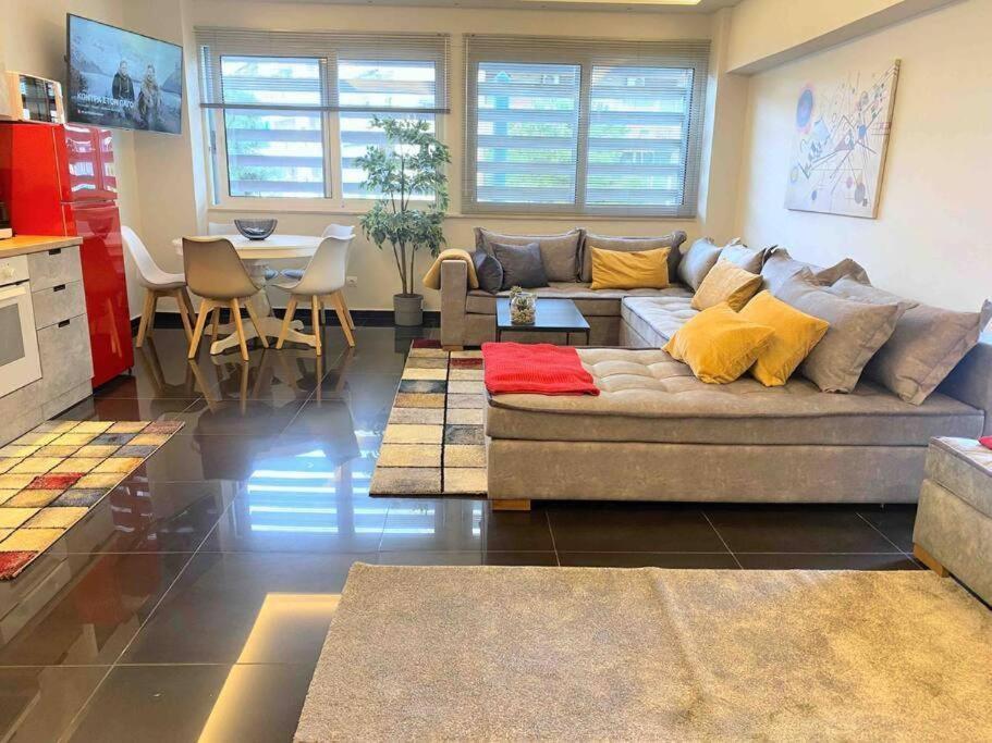 New Amazinglarge Luxury 4Br Suite/1Min Toacropolis Афины Экстерьер фото