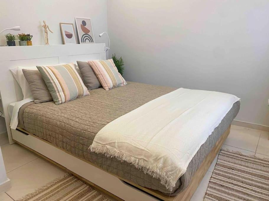 New Amazinglarge Luxury 4Br Suite/1Min Toacropolis Афины Экстерьер фото