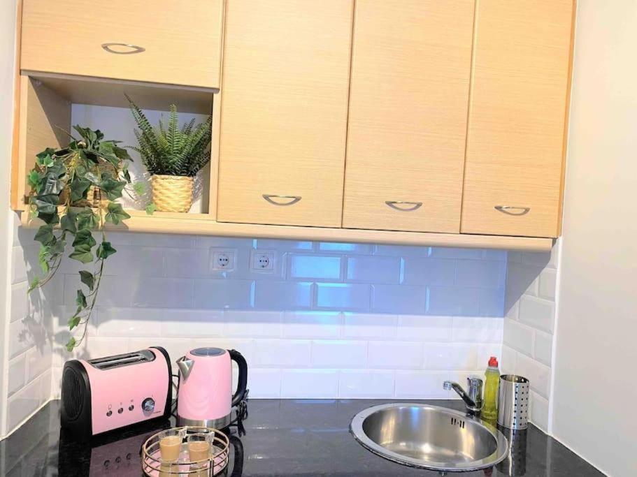 New Amazinglarge Luxury 4Br Suite/1Min Toacropolis Афины Экстерьер фото